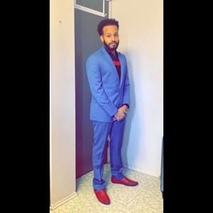 Meet your Posher, Edris